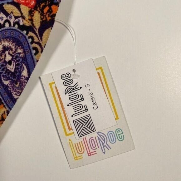 LuLaRoe CASSIE Pencil Skirt Paisley Purple Orange Small S NWT LLR Retro Print - Picture 3 of 5